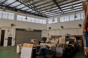 3 story semi d factory Bukit Jelutong