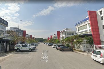 Semi d factory Bukit Jelutong