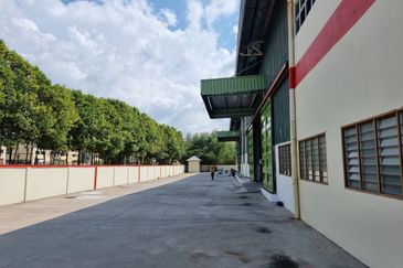 Detached Factory / Warehouse Puncak Alam