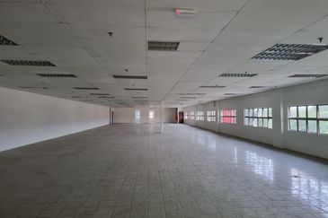 Detached Factory / Warehouse Puncak Alam