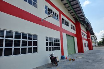 Detached Factory / Warehouse Puncak Alam