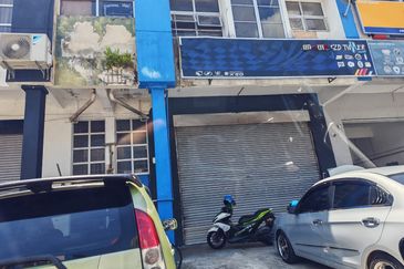 Bandar Pinggiran Subang