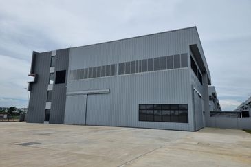 Corner factory Elmina Business Park Sungai Buloh