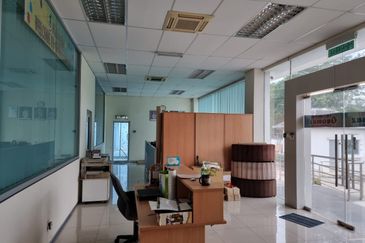 Bandar Pinggiran Subang