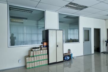 Bandar Pinggiran Subang