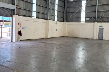 Detached factory Shah Alam