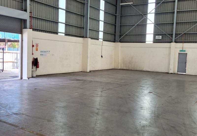 Detached factory Shah Alam