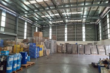 Detached factory Shah Alam