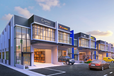 New factory frontage main road Bandar Puncak Alam