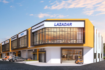 New factory frontage main road Bandar Puncak Alam
