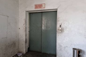 Factory / warehouse Glenmarie