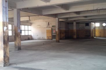 Factory / warehouse Kota Damansara