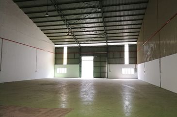 Factory / warehouse Kota Damansara