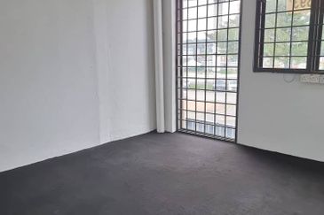 Office Lot Glenmarie