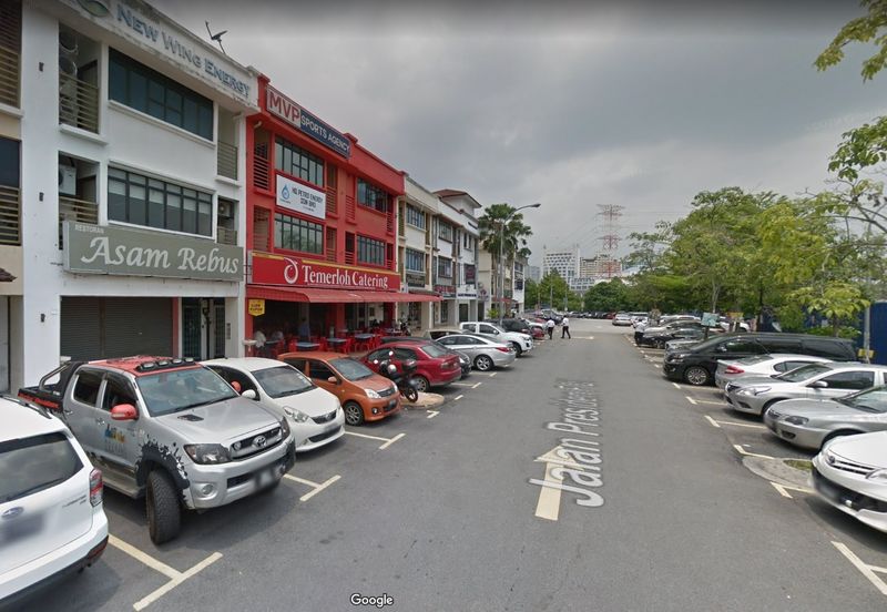 Ground shop lot Glenmarie