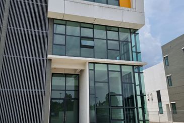 Semi-D factory Rawang