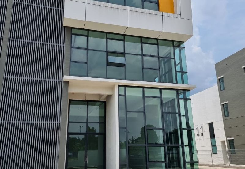 Semi-D factory Rawang