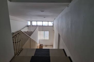 Factory / Warehouse Petaling Jaya