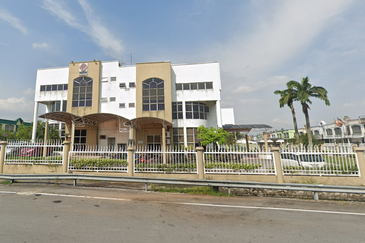 Bandar Pinggiran Subang