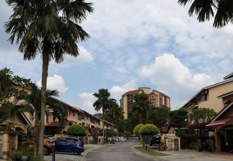 Villamas Condominium