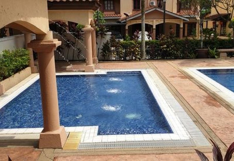 Villamas Condominium