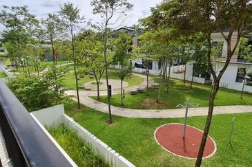 Bandar Tropicana Aman