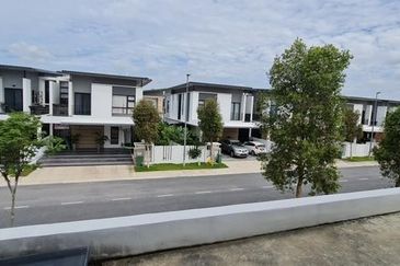 Bandar Tropicana Aman