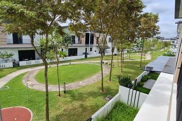 Bandar Tropicana Aman