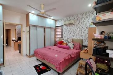 Jalan Spektrum U16 @ Taman Bukit Subang