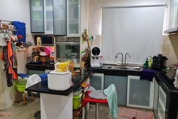 Jalan Spektrum U16 @ Taman Bukit Subang