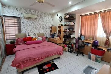 Jalan Spektrum U16 @ Taman Bukit Subang