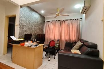 Jalan Spektrum U16 @ Taman Bukit Subang