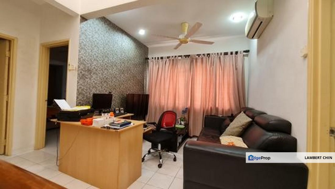 Bukit Subang U16 2 Storey end lot Terrace House For Sale, Selangor, Shah Alam