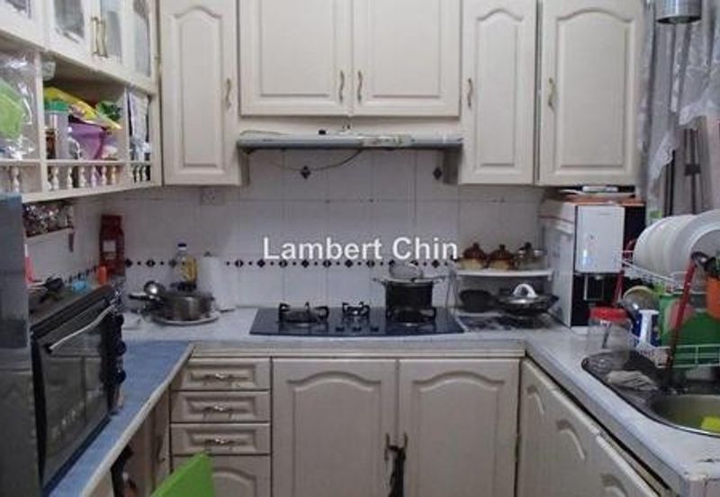 Seksyen 6, Kota Damansara