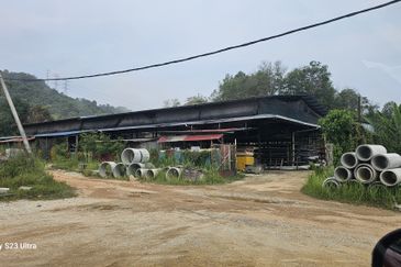 Bukit Kapar, Meru