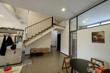 The Mansions @ Parkcity Heights