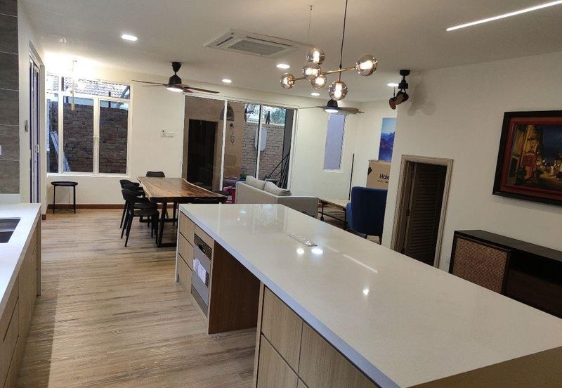 Desa ParkCity (Adora)