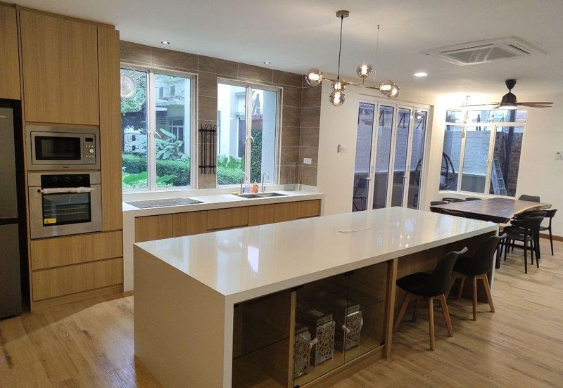 Desa ParkCity (Adora)