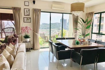 Desa ParkCity (Nadia Parkfront Condominium)