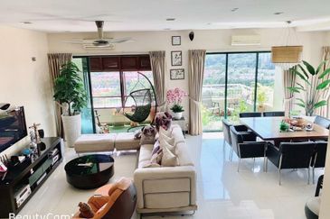 Desa ParkCity (Nadia Parkfront Condominium)