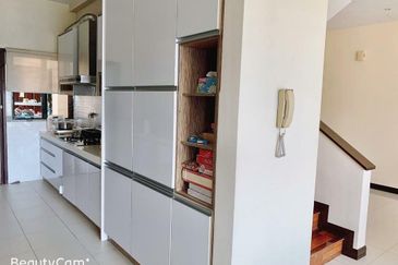 Desa ParkCity (Nadia Parkfront Condominium)