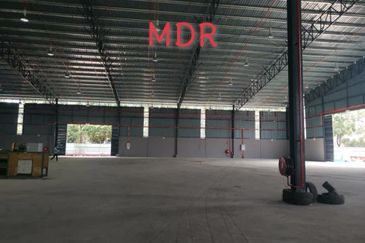 West Port, Pulau Indah