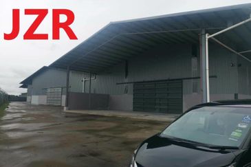 West Port, Pulau Indah