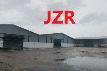 West Port, Pulau Indah