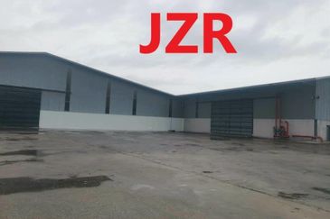 West Port, Pulau Indah