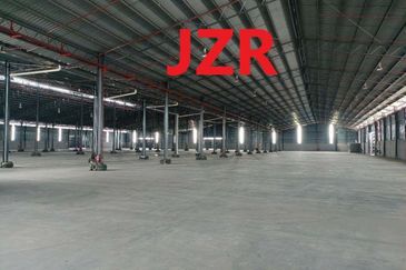 West Port, Pulau Indah