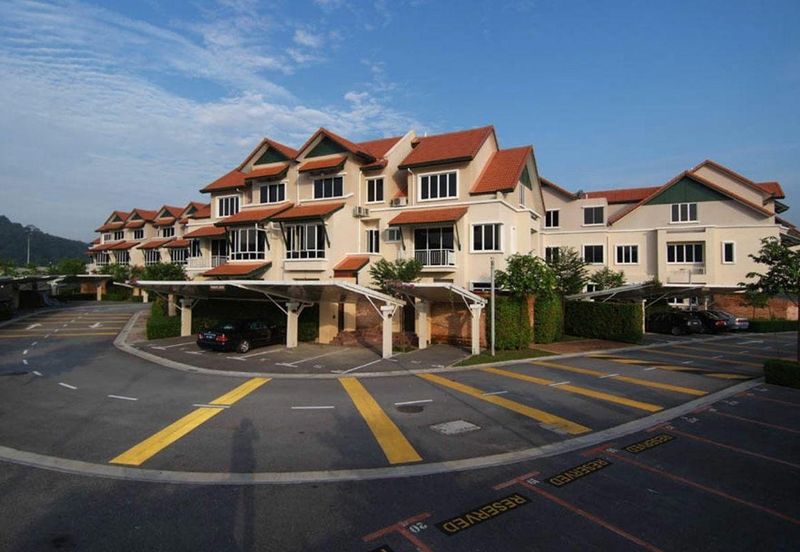 Desa ParkCity (Adora)