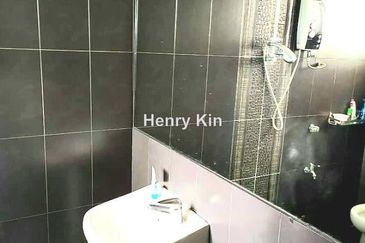 Desa ParkCity (Nadia Parkfront Condominium)