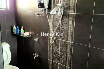 Desa ParkCity (Nadia Parkfront Condominium)