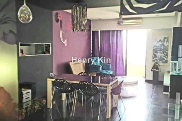 Desa ParkCity (Nadia Parkfront Condominium)